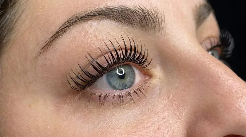 Perfect classic lash extension look at Lynn Salon Hoi An